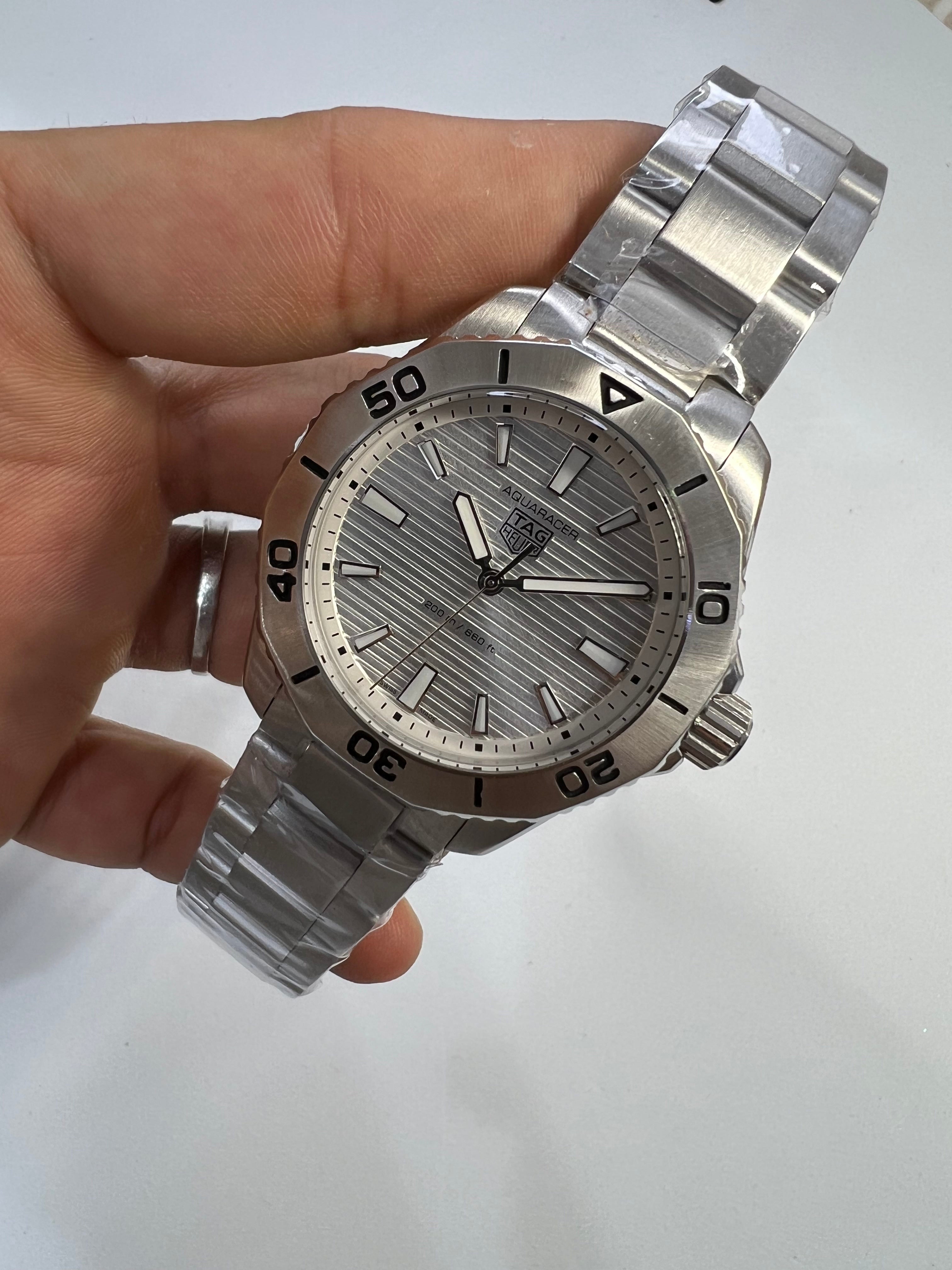 TAG Heuer Aquaracer Silver Steel Bezel — Tag Heuer