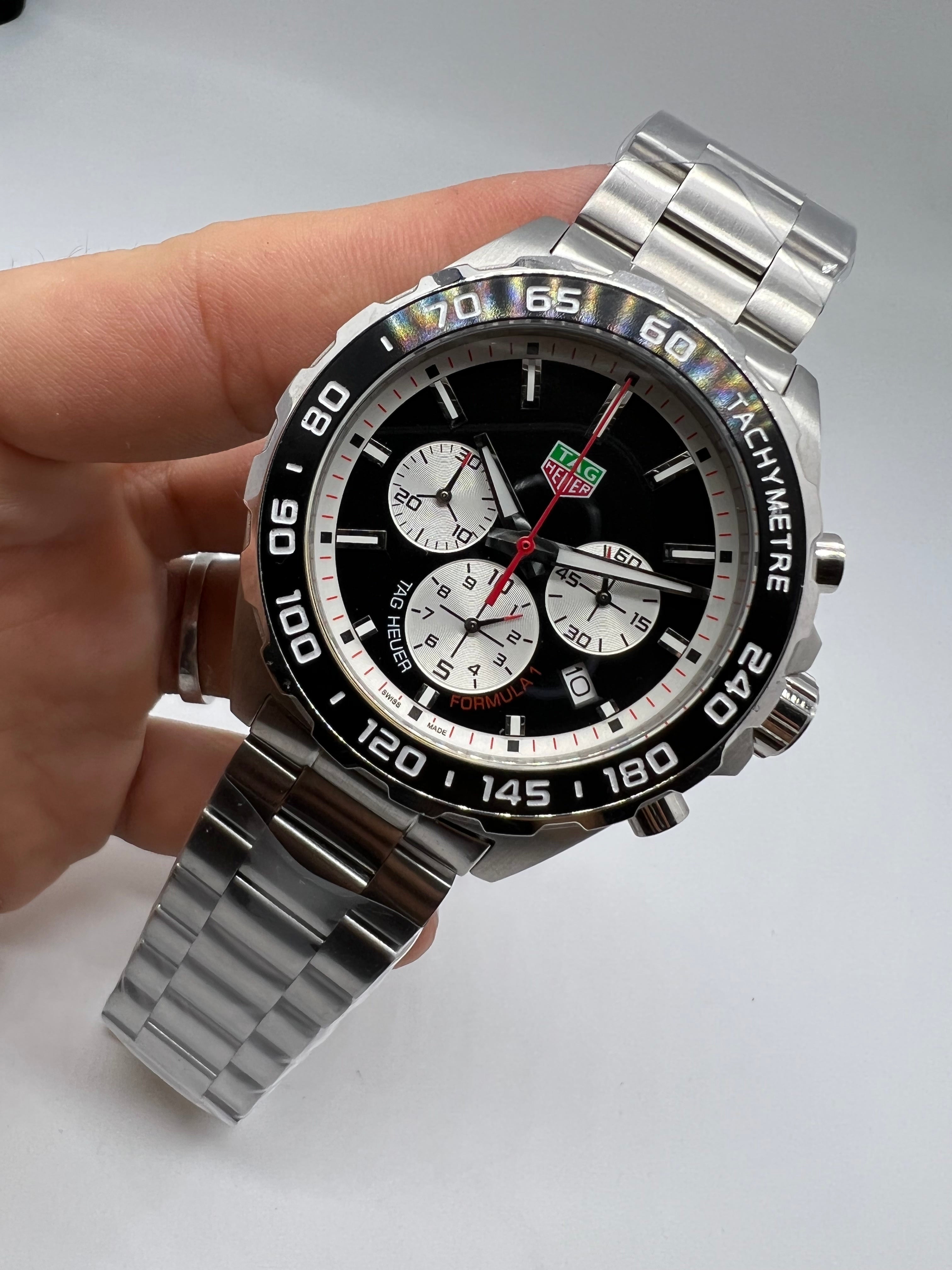 TAG Heuer Formula 1 Chronograph en preto e plata — Tag Heuer