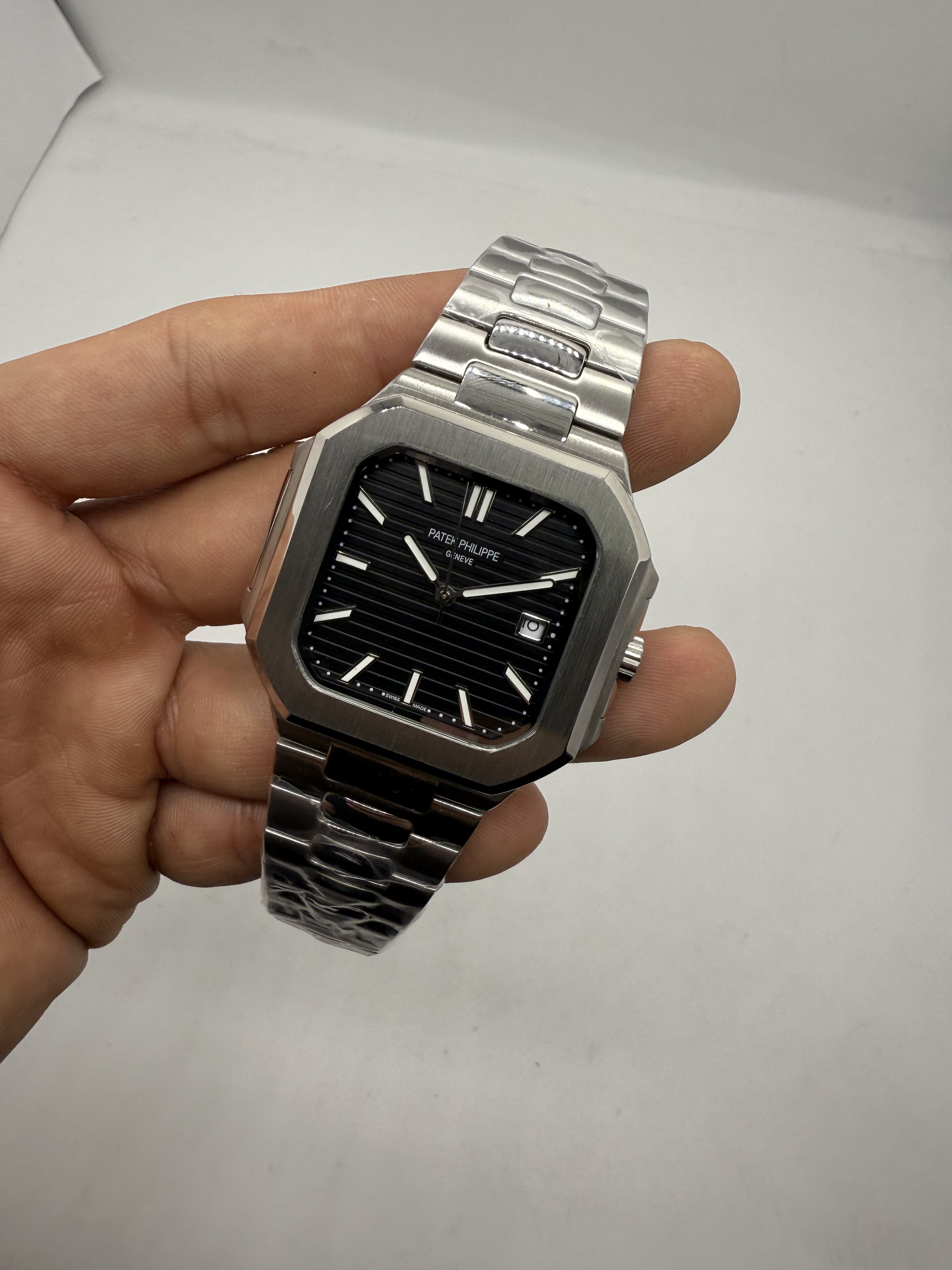 Patek Philippe Nautilus Square Black