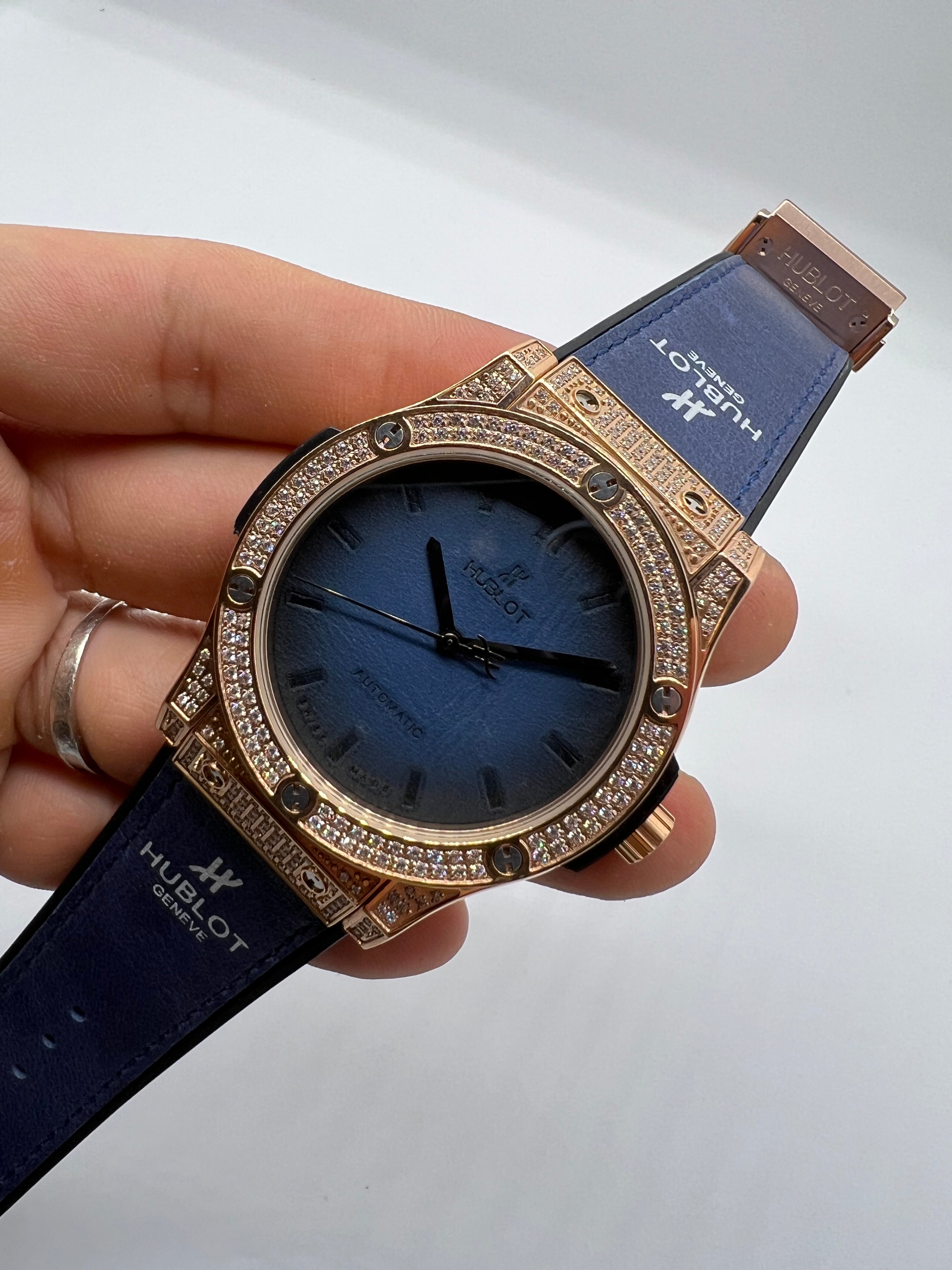 Hublot Classic Fusion Incrustado de Brillantes