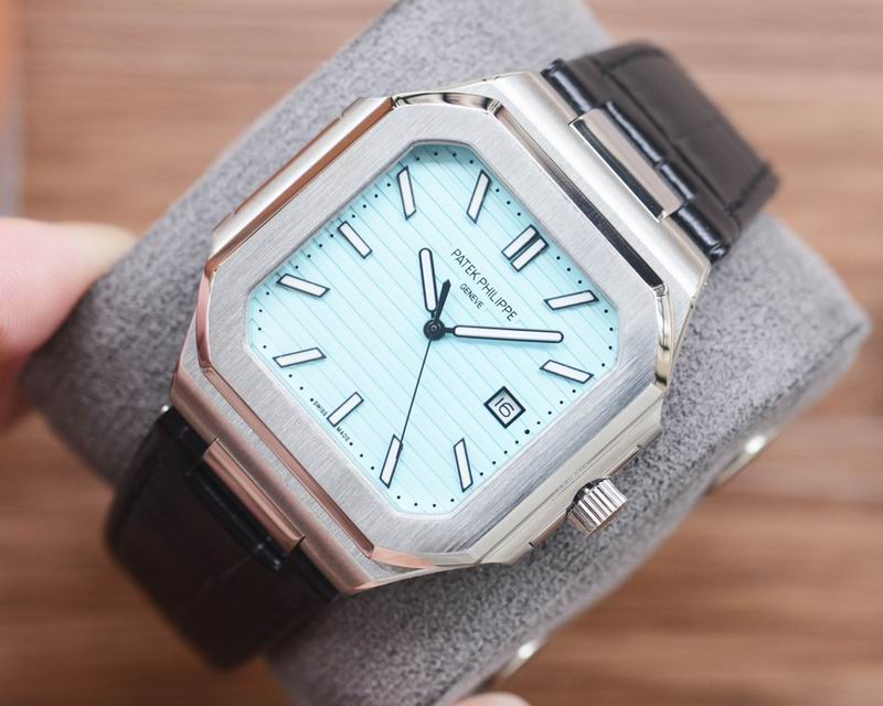 Patek Philippe Nautilus 5711/1A — Patek Philippe