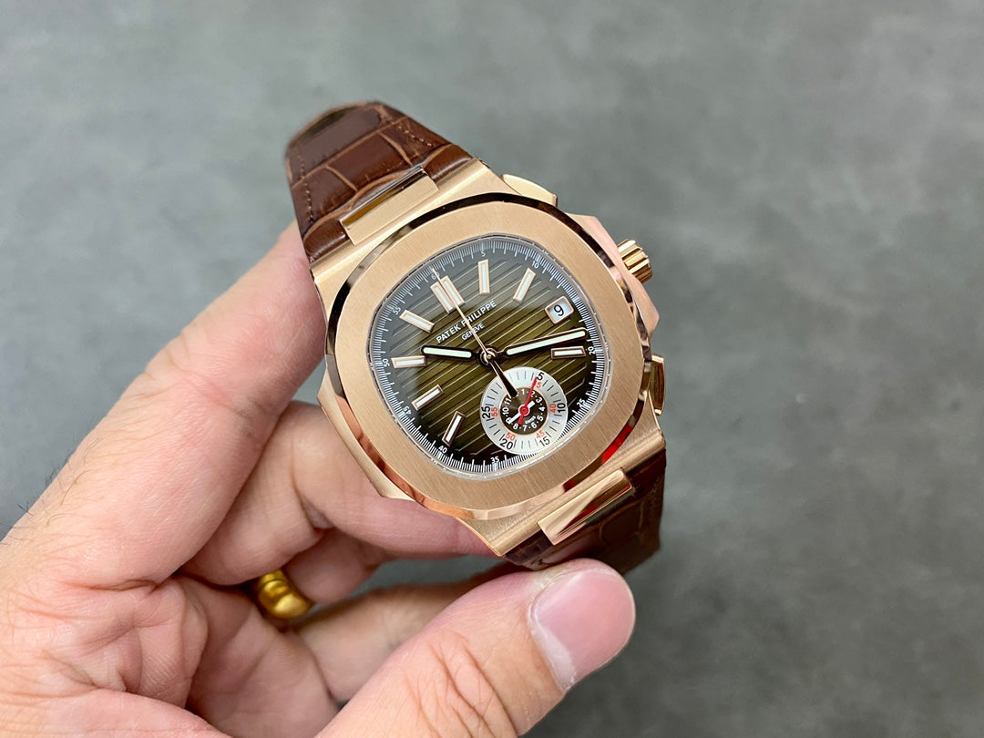 Patek Philippe Nautilus Chronograph Ref. 5980R-001 (pulseira de couro) — Patek Philippe