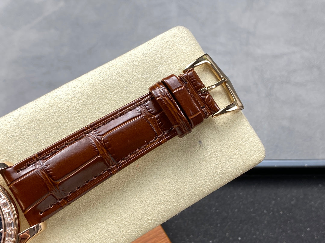 Patek Philippe World Time Chronograph Ref. 5930R-001 (versão personalizada com bisel engastado) — Patek Philippe