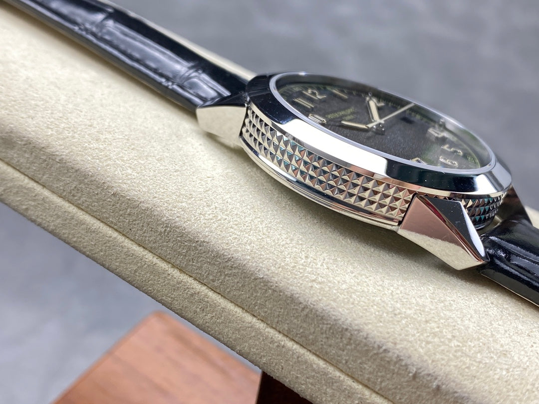 Patek Philippe Calatrava Pilot Travel Time Ref. 5524G-001 — Patek Philippe