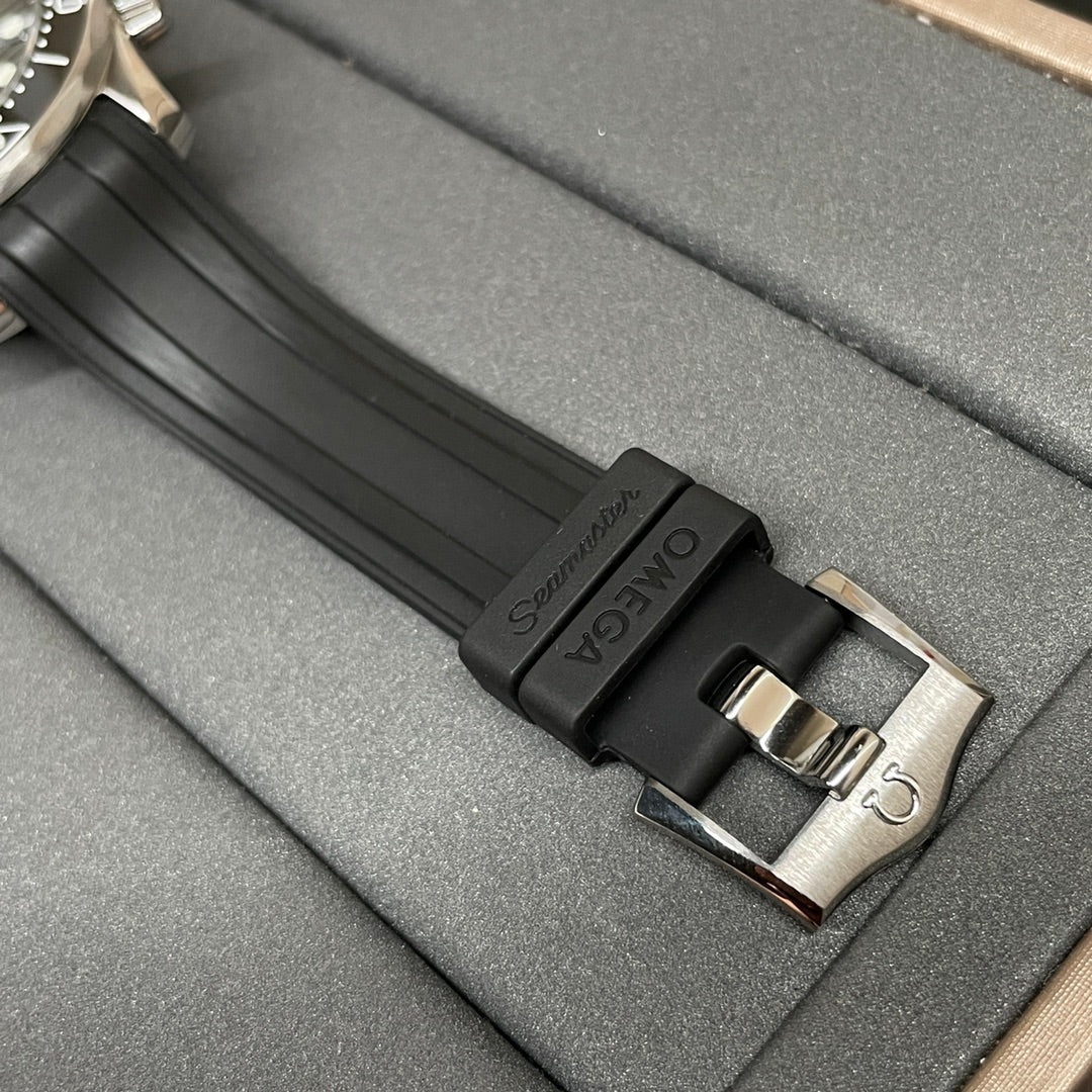 Omega Seamaster Diver 300M Co-Axial Master Chronometer Ref. 210.32.42.20.01.001 — Omega