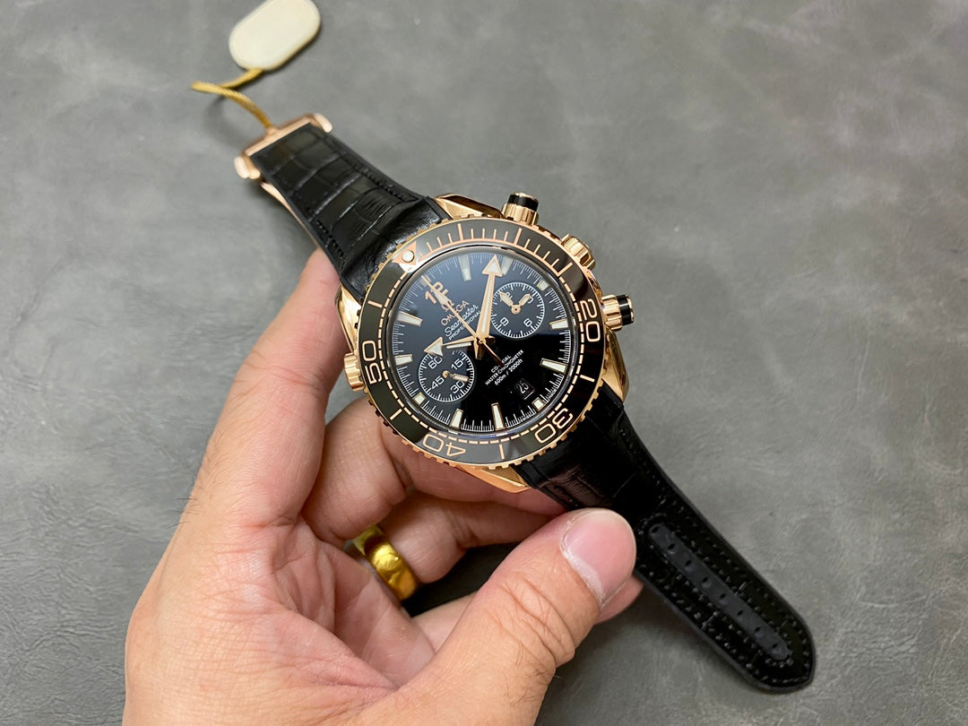 Omega Seamaster Planet Ocean Chronograph 600M Sedna Gold Ref. 215.63.46.51.01.001 — Omega