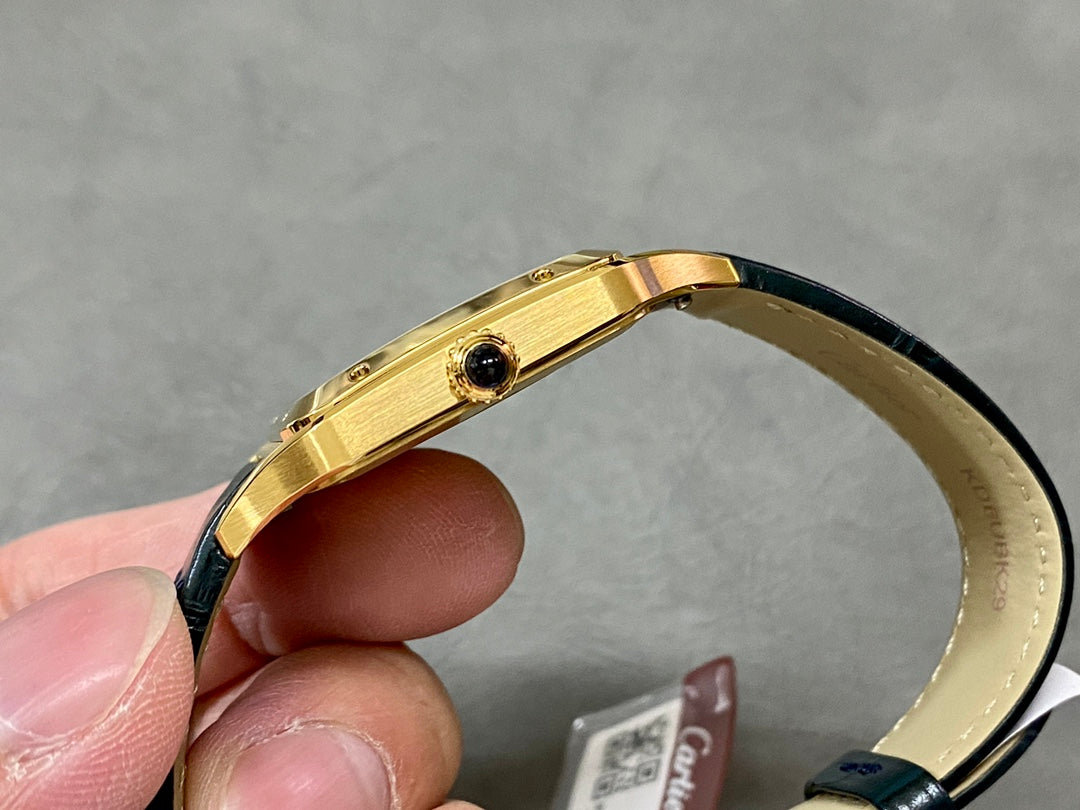 Cartier Santos Dumont Large Model Ref. WSSA0021 (versão ouro amarillo) — Cartier
