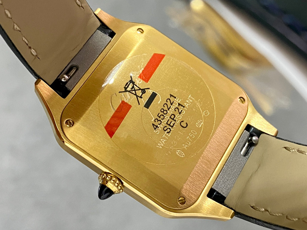 Cartier Santos Dumont Large Model Ref. WSSA0021 (versão ouro amarillo) — Cartier