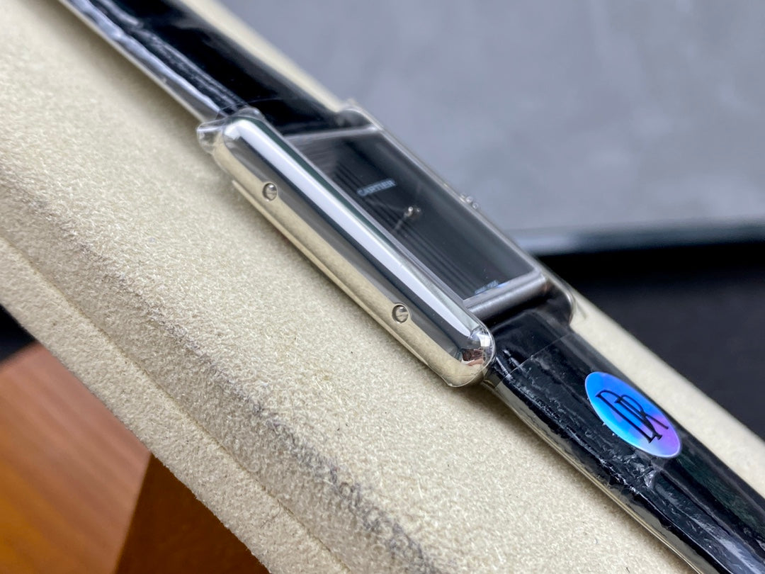 Cartier Tank Must (versão moderna en aço) — Cartier