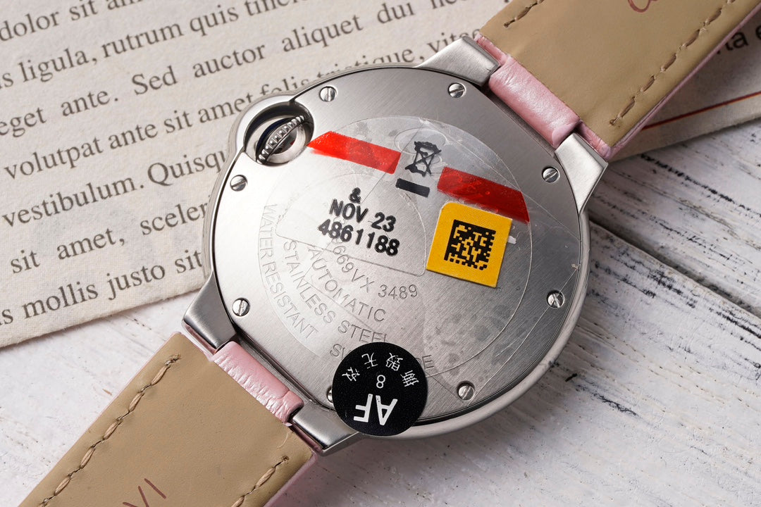Cartier Ballon Bleu (mostrador rosa com pulseira a juego) — Cartier