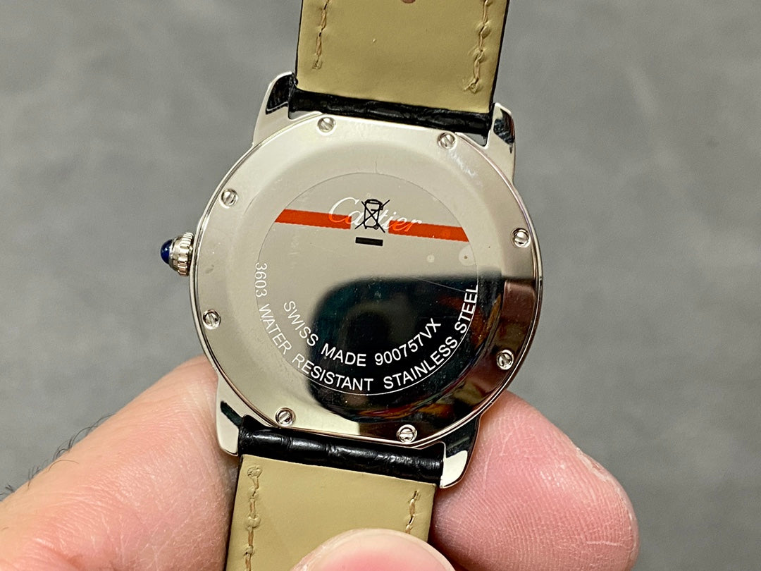 Cartier Ronde Solo (com 24 horas e data) — Cartier