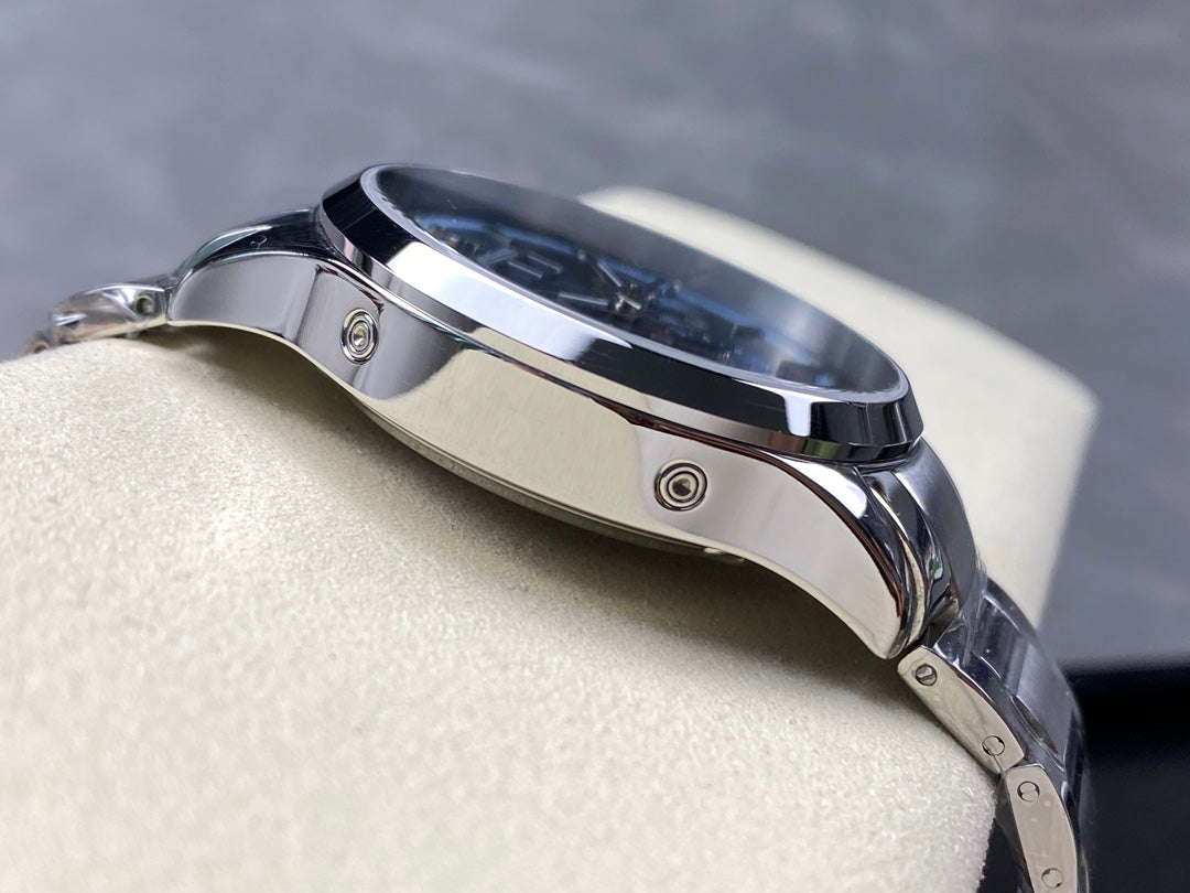 Jaeger-LeCoultre Master Control Chronograph Calendar (aço, mostrador azul) — Jaeger-LeCoultre