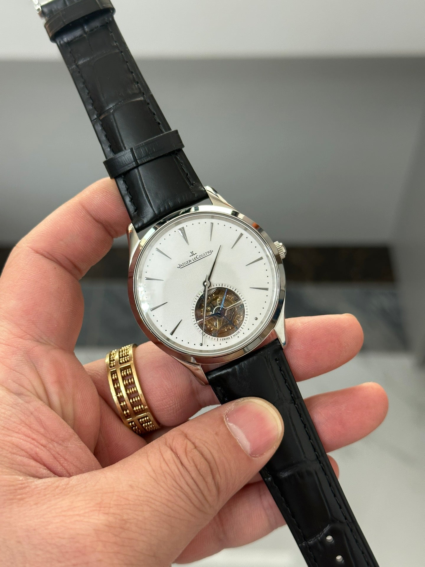 Jaeger-LeCoultre Master Ultra Thin Tourbillon (versão open tourbillon) — Jaeger-LeCoultre