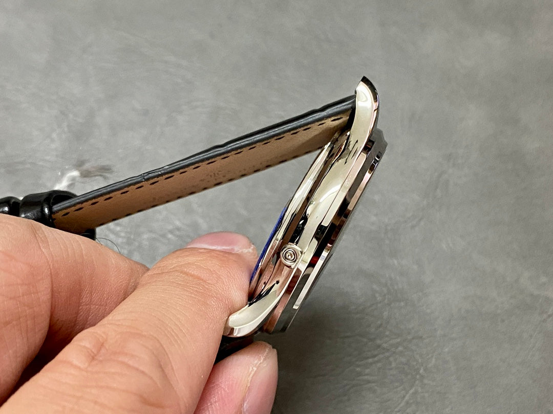 Jaeger-LeCoultre Master Ultra Thin Moon — Jaeger-LeCoultre
