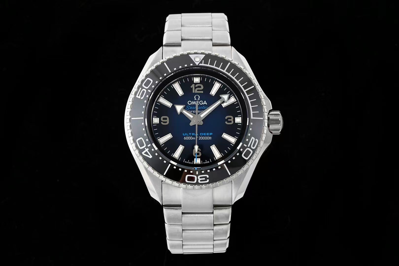 Omega Seamaster Planet Ocean Ultra Deep (Versão mostrador azul degradé)