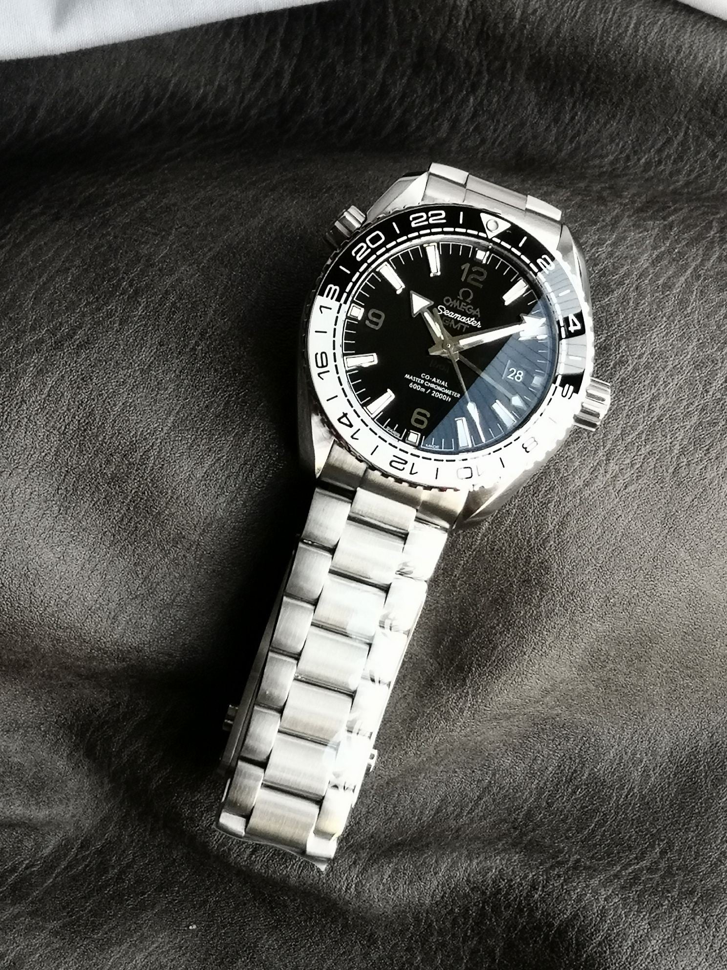 Omega Seamaster Planet Ocean 600M GMT — Omega