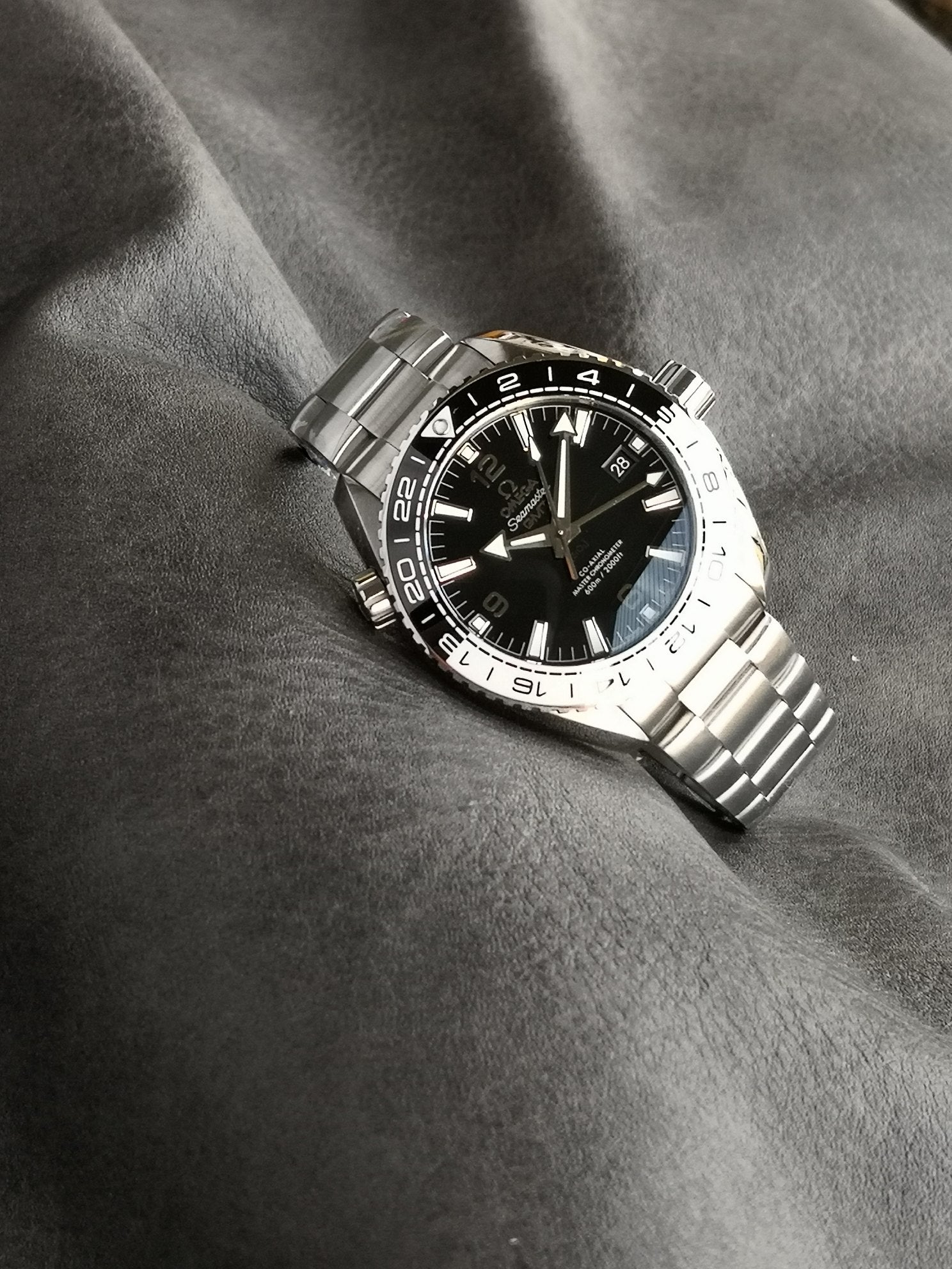 Omega Seamaster Planet Ocean 600M GMT — Omega