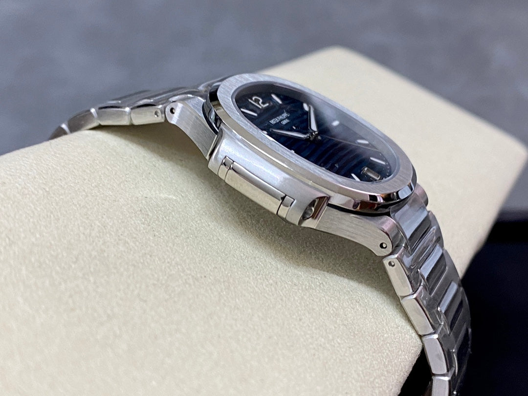 Patek Philippe Nautilus — Patek Philippe
