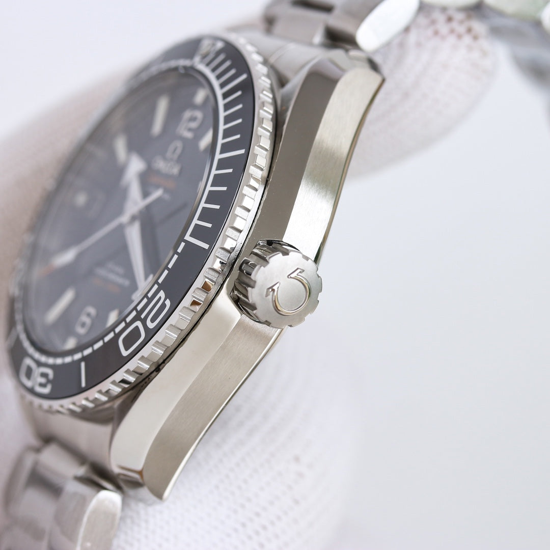 Omega Seamaster Planet Ocean — Omega