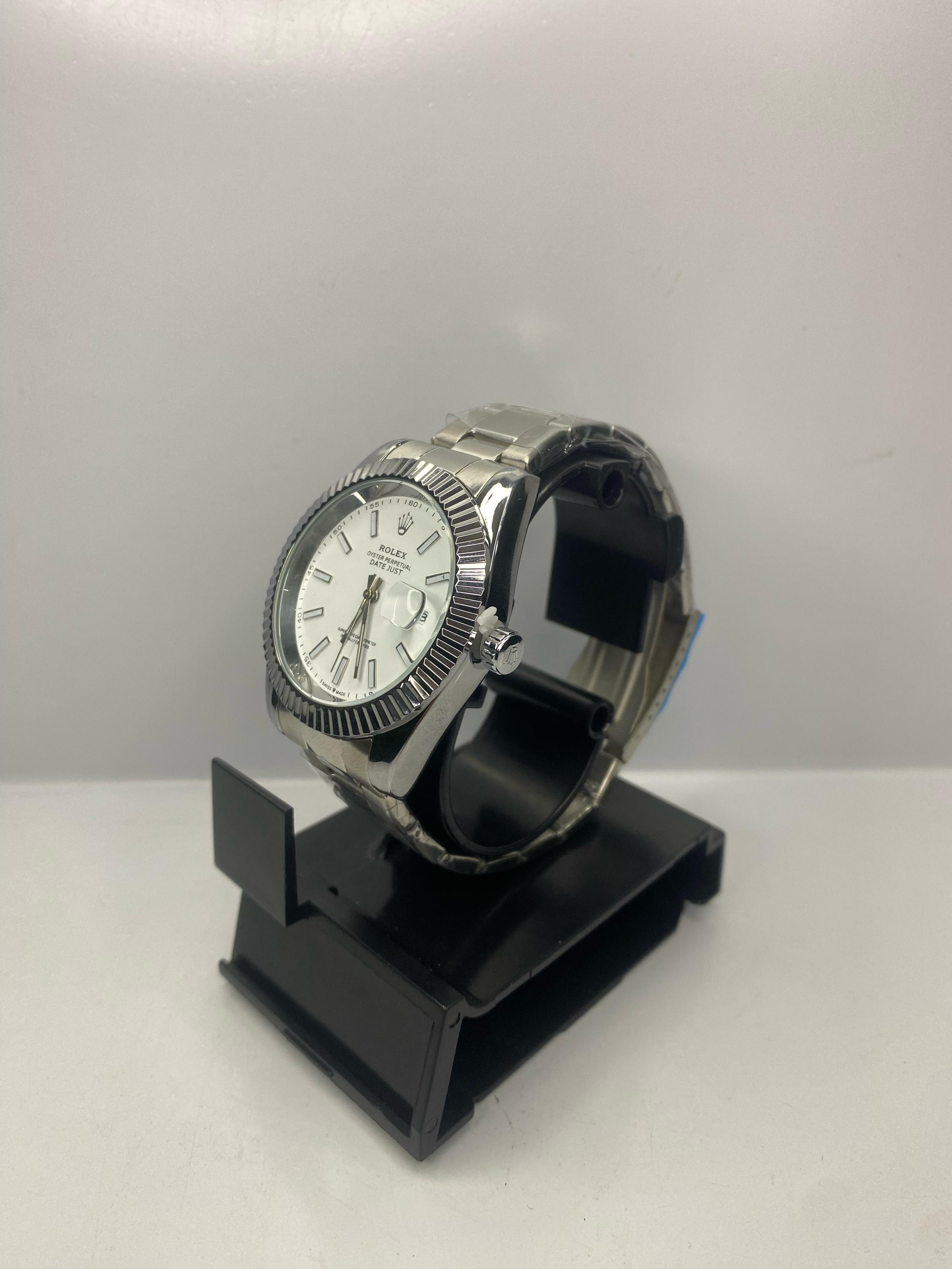 Rolex Datejust Silver — Rolex