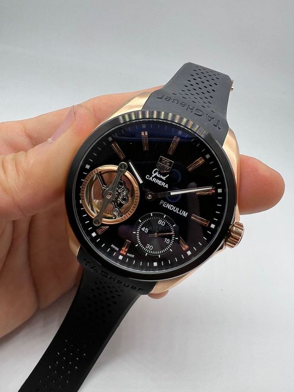 TAG Heuer Pendulo Black and Gold — Tag Heuer