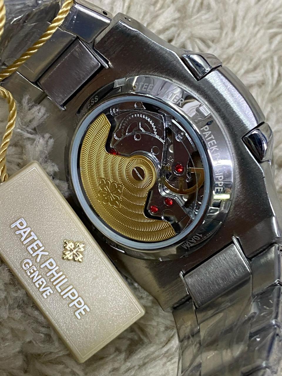 Patek Philippe Nautilus — Patek Philippe