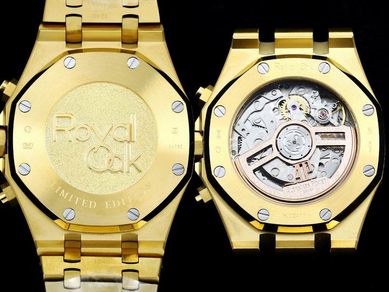 Audemars Piguet Royal Oak Chronograph – Ouro Amarillo com Mostrador azul — Audemars Piguet